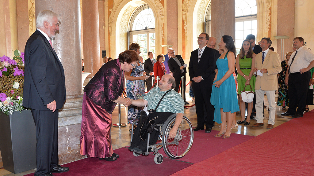 Ein Ehrenamtlicher der sich zudem sozial engagiert. | Foto: Rolf Poss