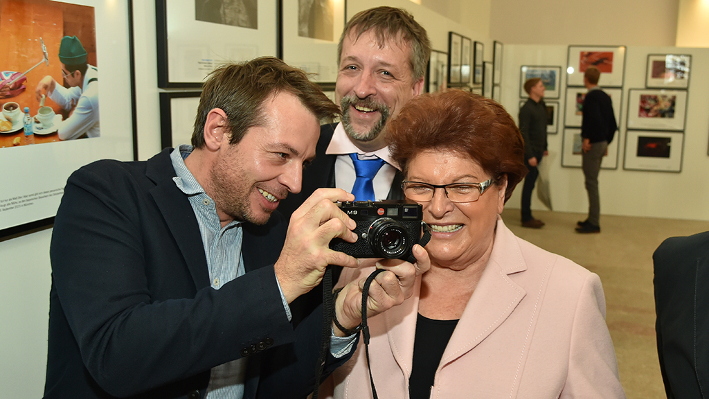 Rundgang durch die Ausstellung | Foto: Rolf Poss