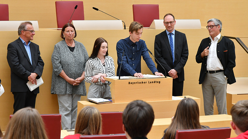 Echte Vertreter des Bayerischen Landtags | Foto: Rolf Poss