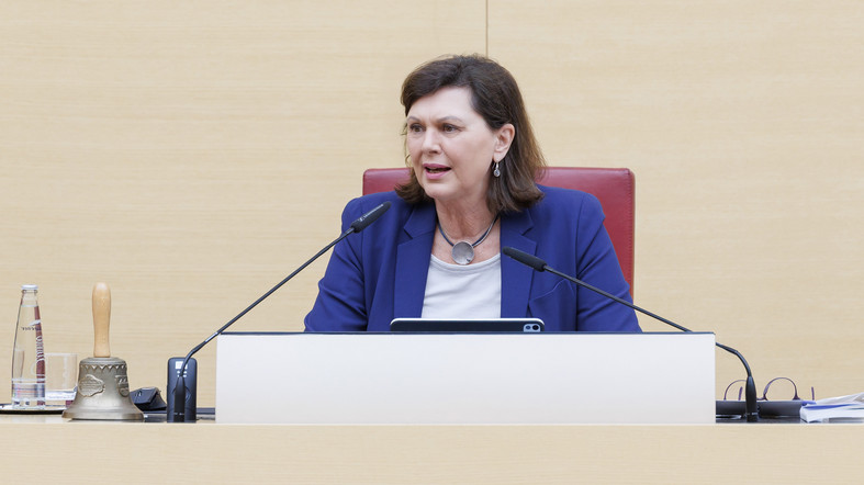 Schlussworte der Landtagspräsidentin im Plenum zum Jahresende