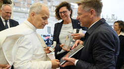 Landtagspräsidentin Ilse Aigner trifft Papst Leo XIV. in Rom