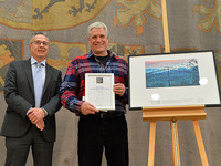 Sieger Umwelt & Energie, Sonderpreis Bayernwerk AG: Stefan Gregor mit Dr. Peter Streitle, Bayernwerk AG | Foto: Rolf Poss