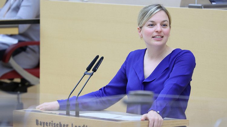 Für die Oppositionsfraktionen im Bayerischen Landtag sprach auch in diesem Jahr Katharina Schulze (BÜNDNIS 90/DIE GRÜNEN) die Schlussworte.