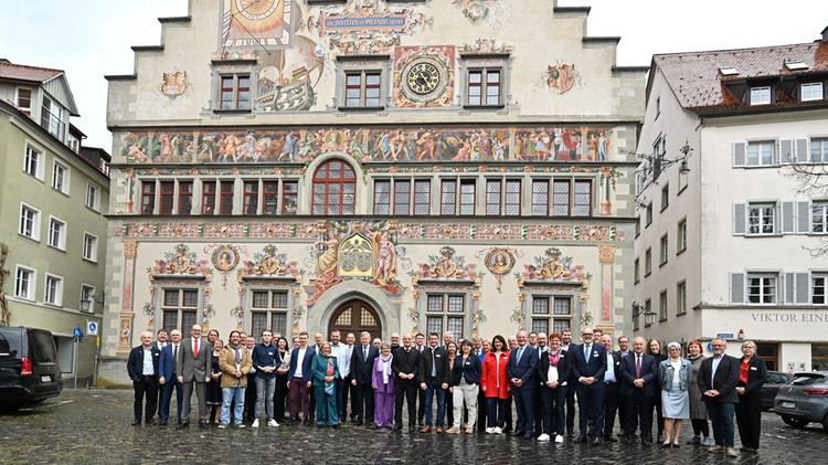 Die Delegierten tagten unter dem Vorsitz Bayerns im Alten Rathaus in Lindau am Bodensee.