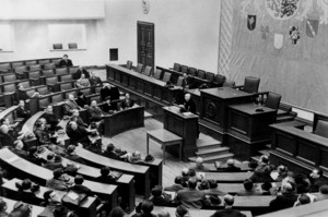 Einzug ins Maximilianeum 1949 | Bildarchiv Bayerischer Landtag