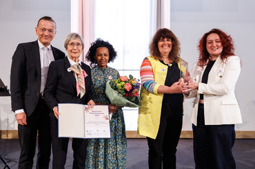 Der Bayerische Integrationsbeauftragte hielt die Laudatio auf den Träger des 2. Preises - "Reden. Begegnen. Dazugehören: Sprachpatenschaften für alle Lebenslagen" aus Passau 