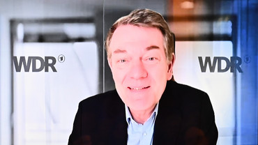 WDR-Programmdirektor Jörg Schönenborn war digital zugeschaltet und betonte, dass sensibel mit Umfragen umgegangen werden müsse.