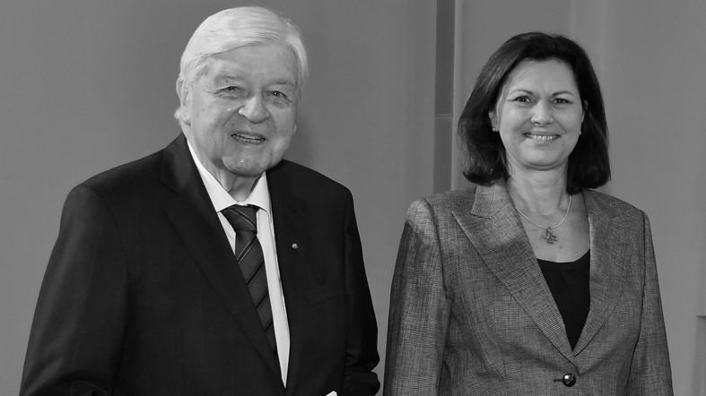 Trauer um Hans Maier