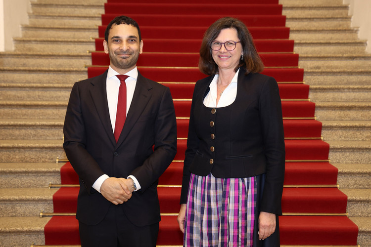 Botschafter Ahmed Alattar und Landtagspräsidentin Ilse Aigner 