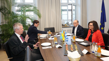 Der Generalkonsul berichtete unter anderem vom Leben der Ukrainerinnen und Ukrainer vor dem Hintergrund der russischen Angriffe.