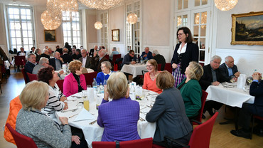 Knapp 50 ehemalige Landtagsabgeordnete folgten der Einladung von Landtagspräsidentin Ilse Aigner.