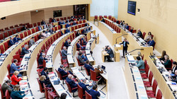 Landtag debattiert über Bildungspolitik