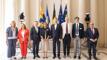I. Vizepräsident Reiß bei Sitzung in Brüssel