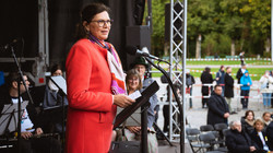 Ilse Aigner bei Kundgebung gegen Judenhass: „Antisemitismus ist die Ur-Form der Menschenverachtung!“